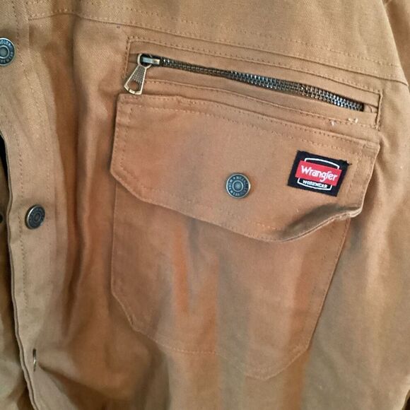 Wrangler Workwear Quilted Lined Work Shirt Jacket with Hood Sz 2XL - Picture 3 of 10